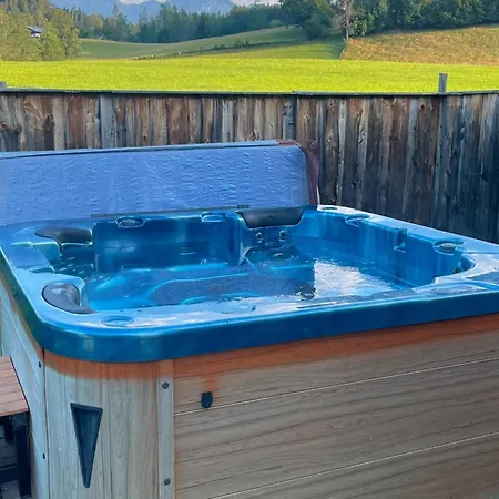 On A Farm With Outdoor Whirlpool Διαμέρισμα Saalfelden