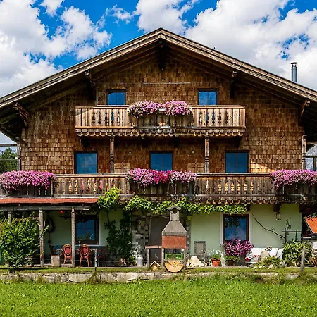 On A Farm With Outdoor Whirlpool Saalfelden